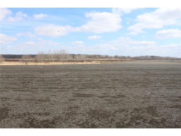 $300,000 | 40525 Highway 65, Braham, MN 55006