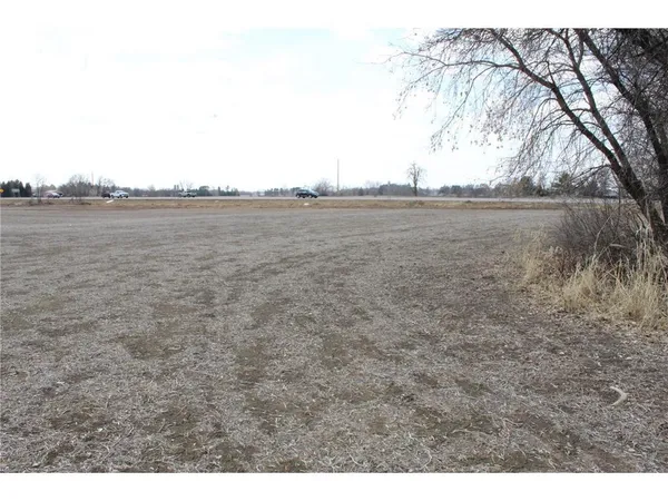 $300,000 | 40525 Highway 65, Braham, MN 55006