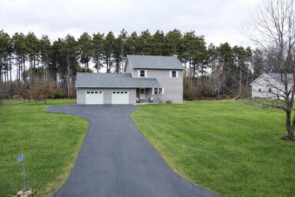 $525,000 | E10282 Greimel Road, Baraboo, WI 53913