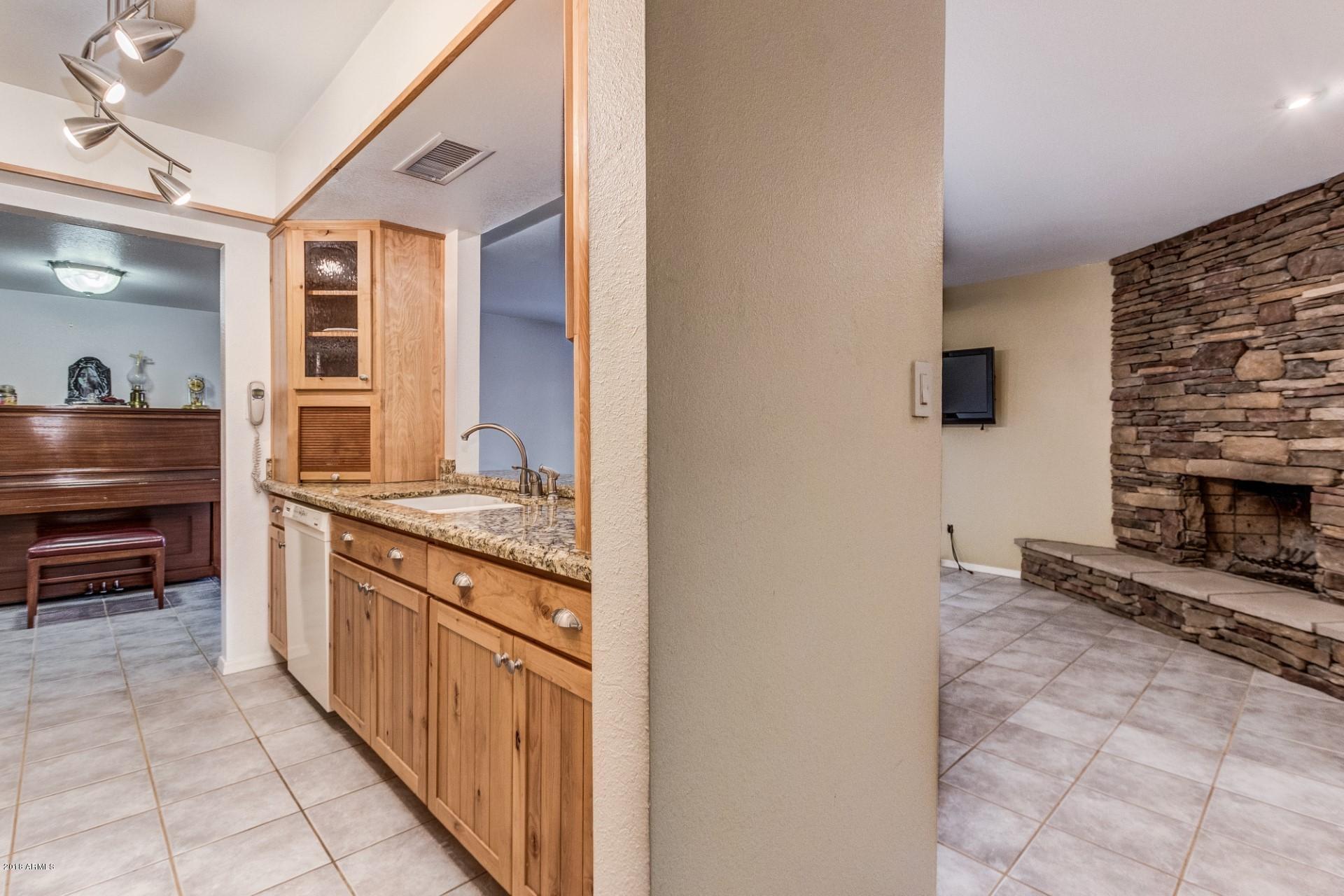 3640 West Grandview Road Phoenix, AZ 85053 - Photo 11 of 27 0014-Grandview (11)