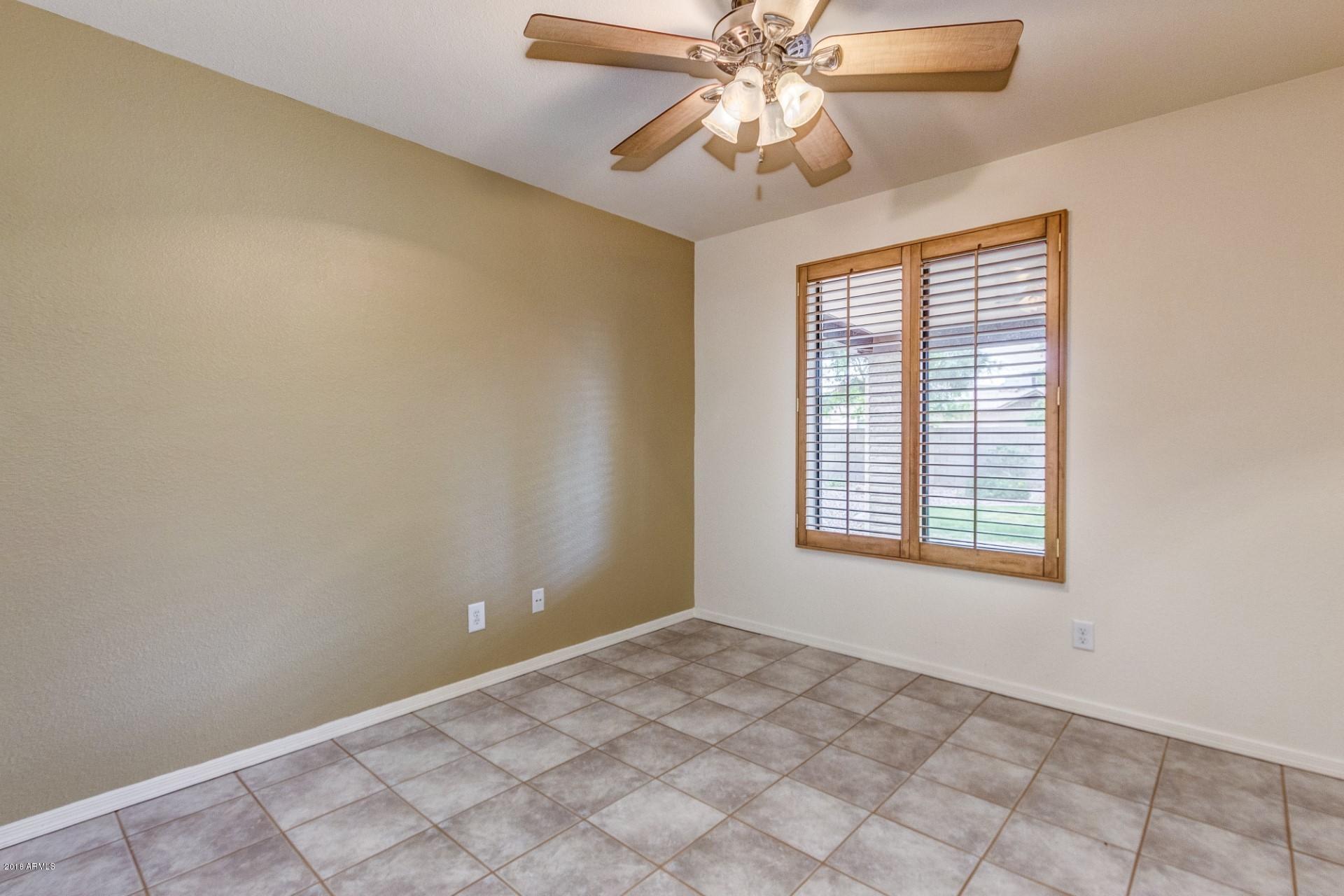 3640 West Grandview Road Phoenix, AZ 85053 - Photo 13 of 27 0016-Grandview (13)