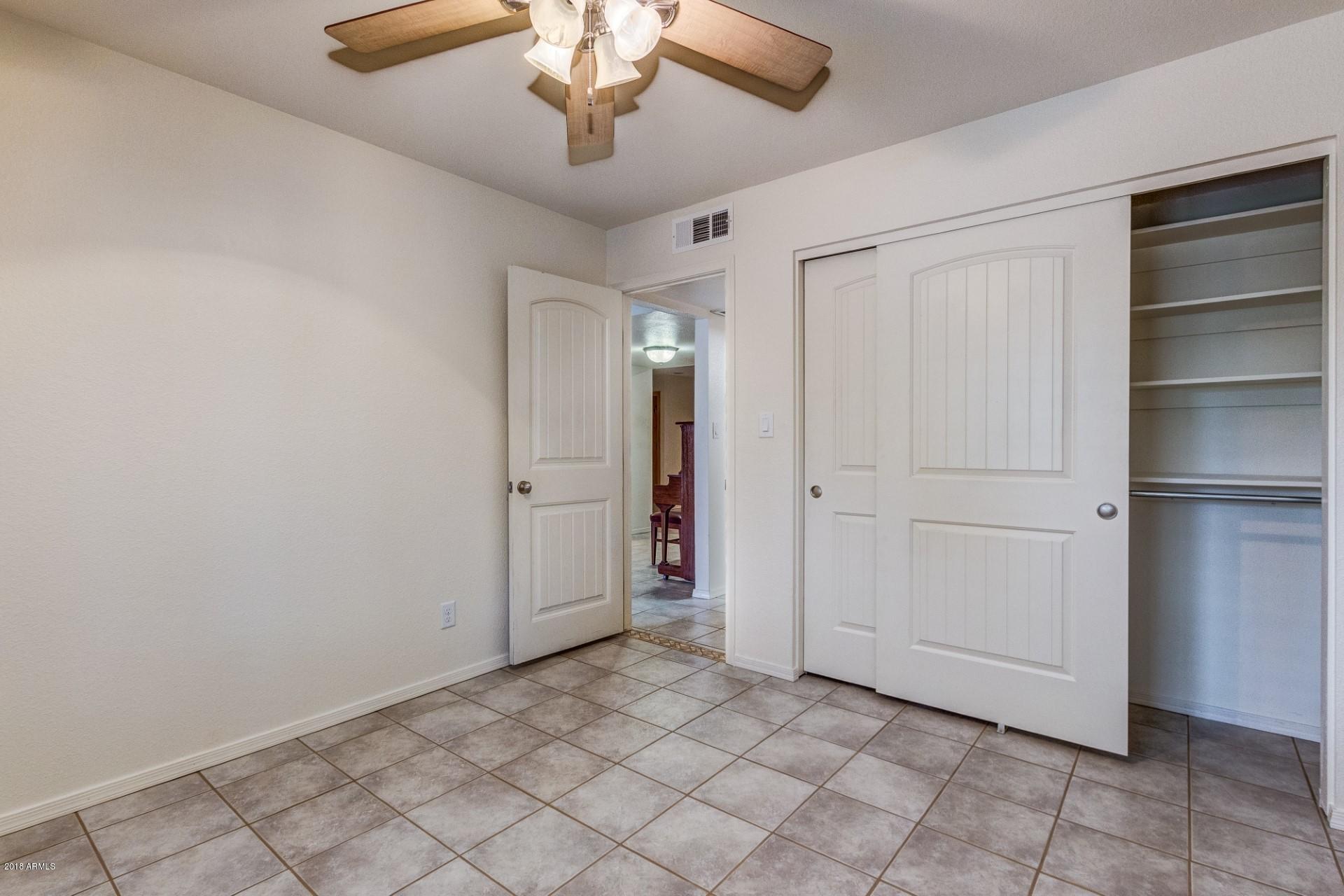 3640 West Grandview Road Phoenix, AZ 85053 - Photo 14 of 27 0017-Grandview (14)