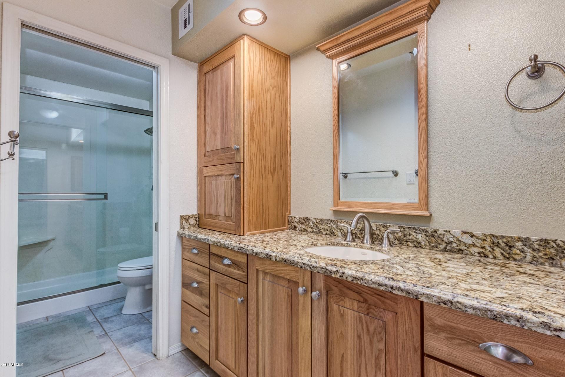 3640 West Grandview Road Phoenix, AZ 85053 - Photo 21 of 27 0024-Grandview (21)