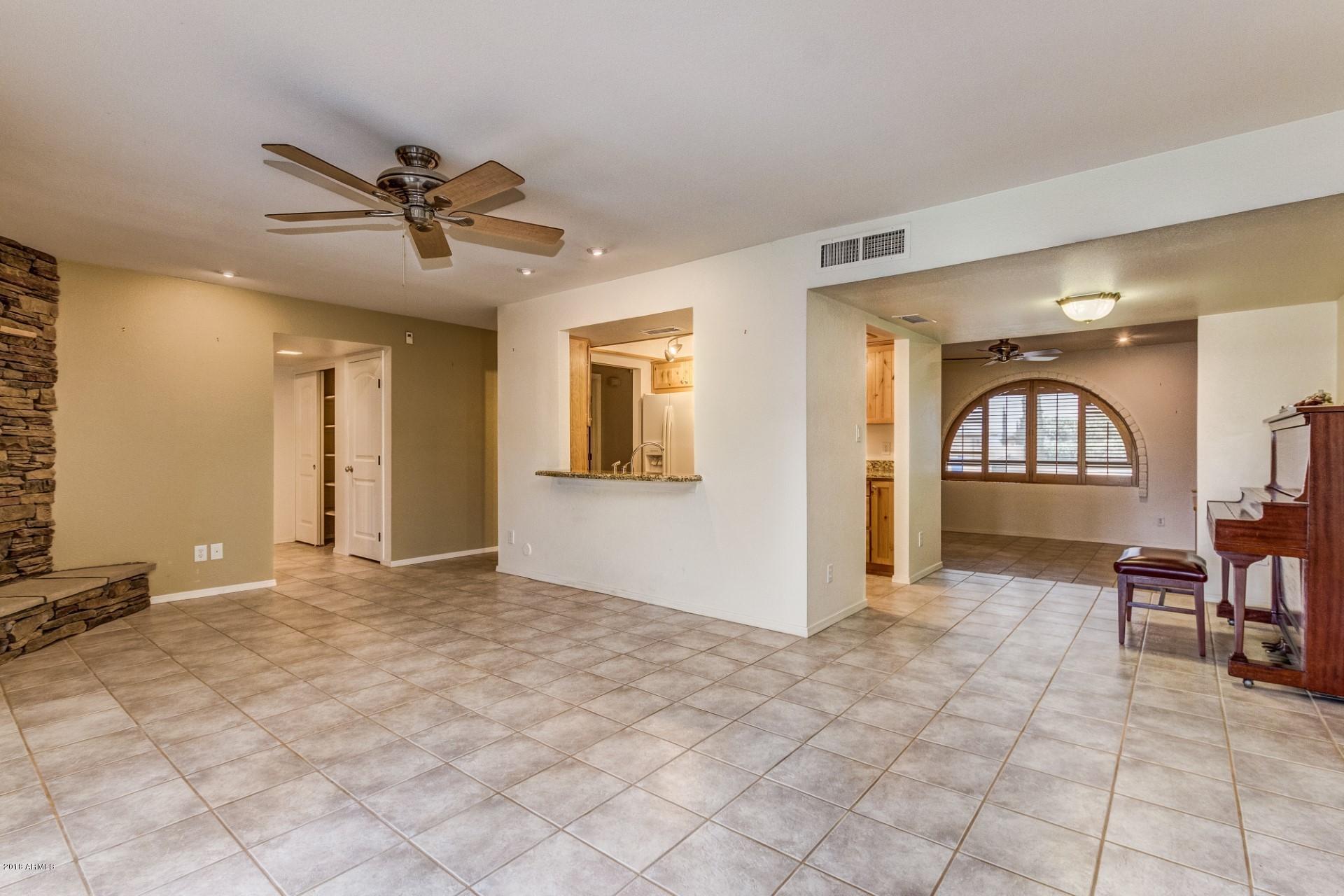 3640 West Grandview Road Phoenix, AZ 85053 - Photo 9 of 27 0012-Grandview (9)