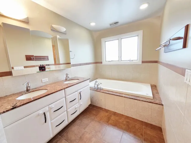 $775,000 | 4016 North Odell Avenue, Norridge, IL 60706