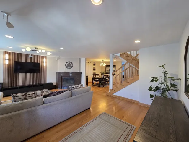 $775,000 | 4016 North Odell Avenue, Norridge, IL 60706