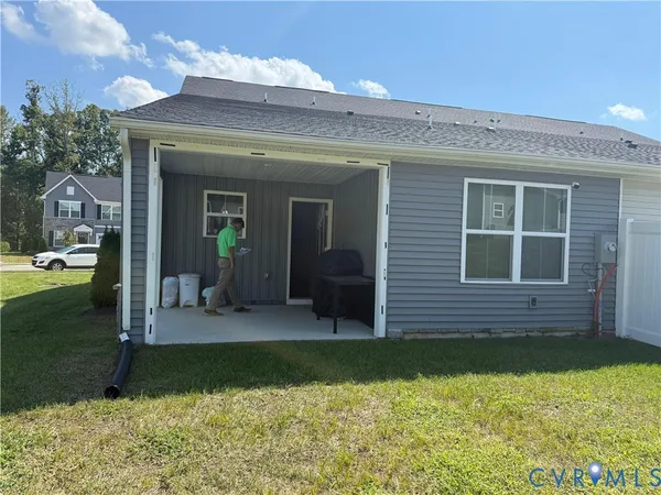 $2,400 | 5509 Addison Gate Drive, Richmond, VA 23234