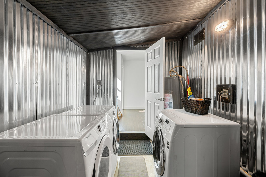 102 Ranchview Drive Johnson City, TX 78636 - Photo 30 of 37 a view of an entryway with staircase