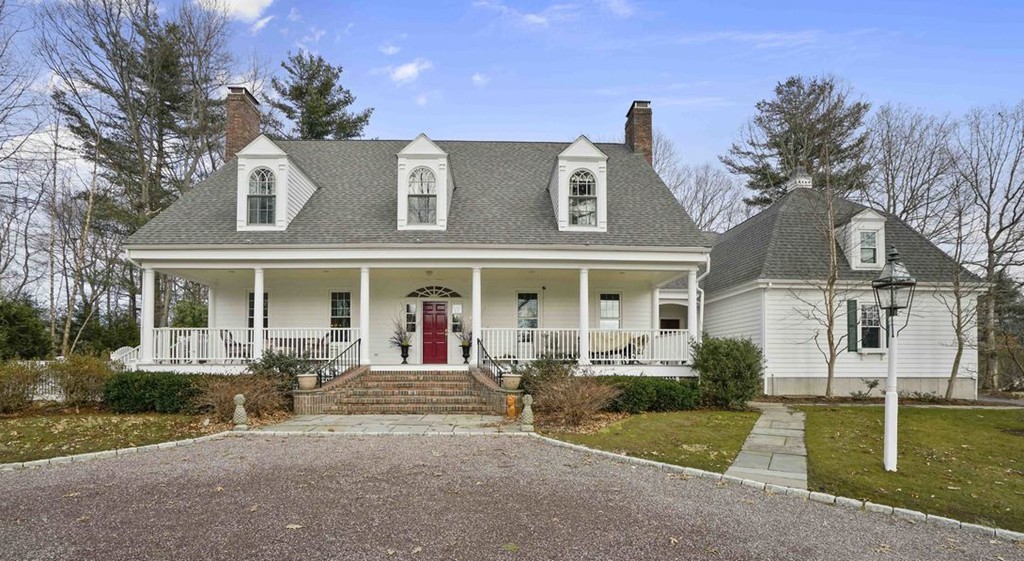 12 Fieldstone Path Walpole, MA 02081 - Photo 1 of 29 Gallery Image 1