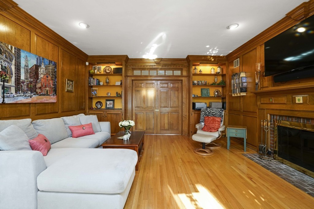 12 Fieldstone Path Walpole, MA 02081 - Photo 12 of 29 Gallery Image 12
