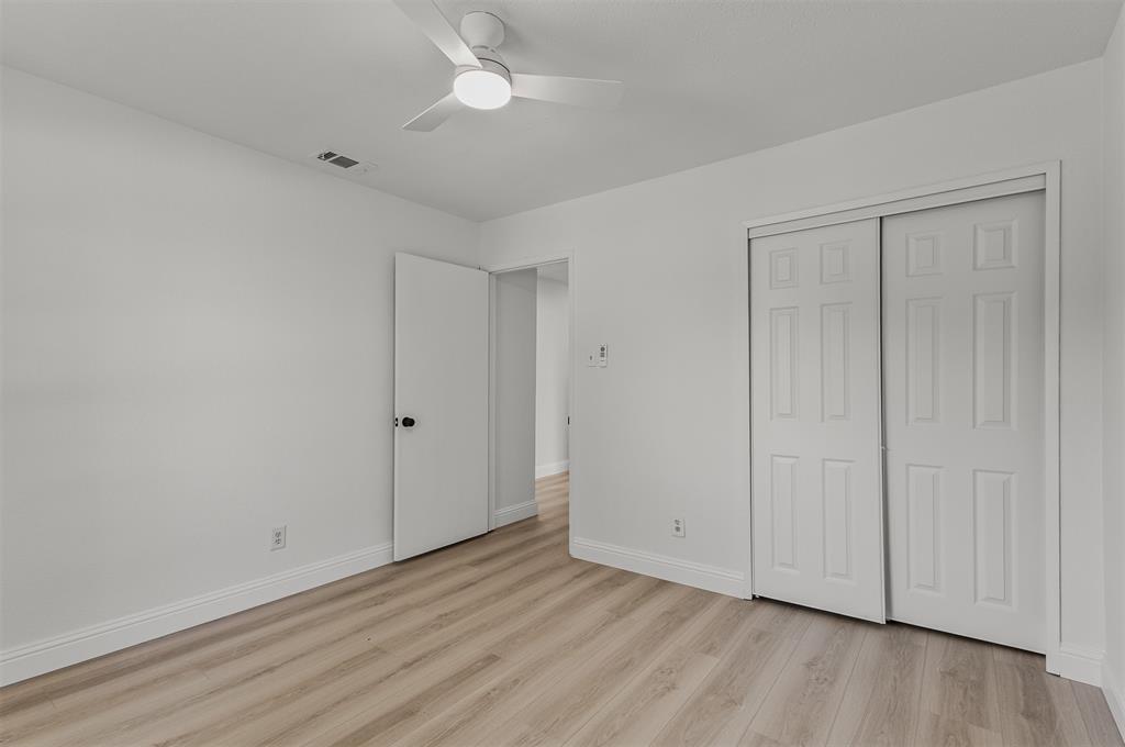 1926 Rambling Ridge Lane Carrollton, TX 75007 - Photo 20 of 27 Gallery Image 20