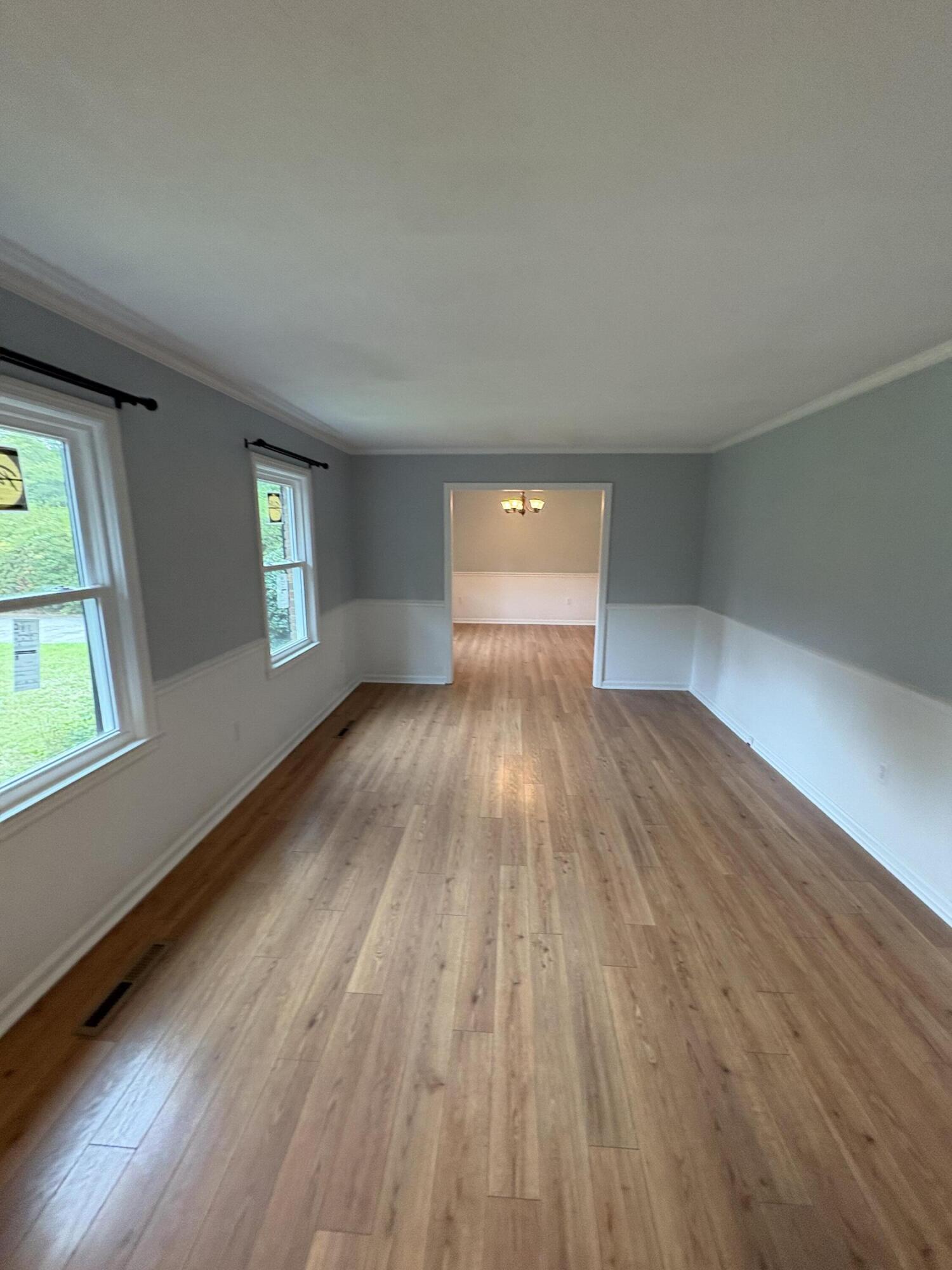 605 Lynnwood Road Walterboro, SC 29488 - Photo 18 of 29 Living Room - 605 Lynnwood Road