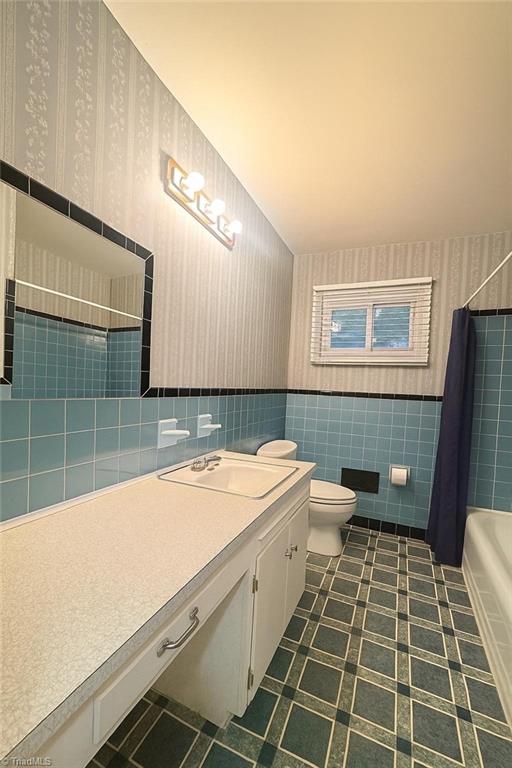 4106 Whitfield Road Winston-Salem, NC 27105 - Photo 6 of 11