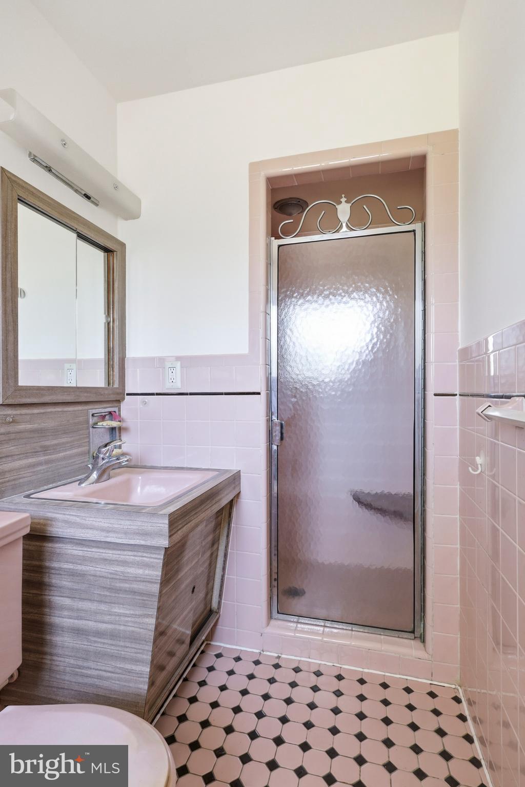 1517 Thornberry Road Wyncote, PA 19095 - Photo 22 of 38