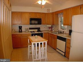 148 Bowline Road Manahawkin, NJ 08050 - Photo 5 of 7 Gallery Image 5