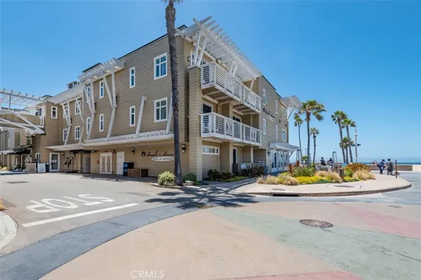 $830,000 | 1300 The Strand, Hermosa Beach, CA 90254