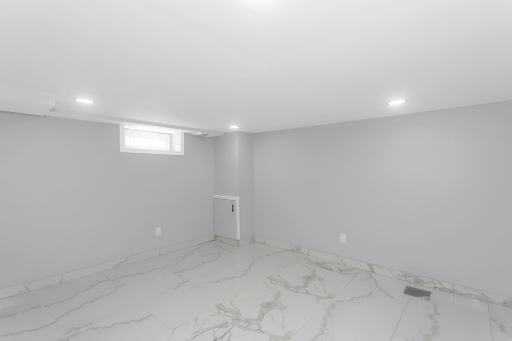 49 Bennett Street Chicopee, MA 01013 - Photo 40 of 41