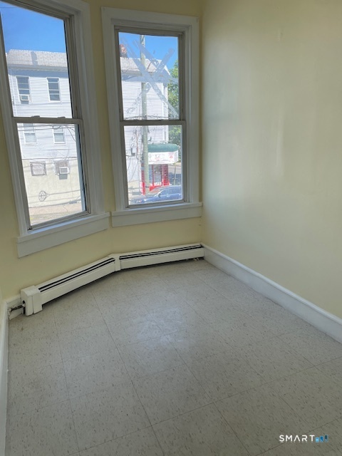 647 Union Avenue, Unit 2 Bridgeport, CT 06607 - Photo 4 of 7