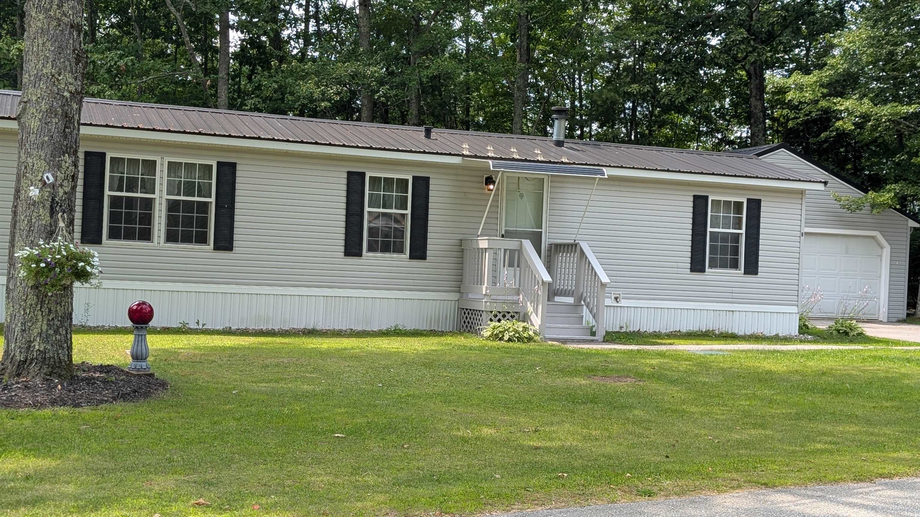 732 Concord Stage Road, Unit 9 Weare, NH 03281 - Photo 26 of 26 Gallery Image 26
