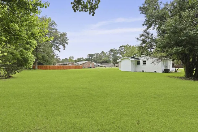 $339,000 | 233 North Pandora Drive, Goose Creek, SC 29445