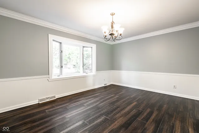 $549,999 | 10726 Lakeview Drive, Carmel, IN 46033