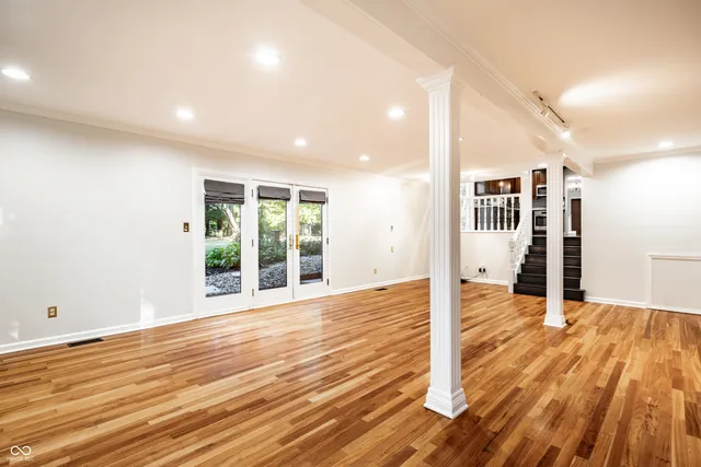 $549,999 | 10726 Lakeview Drive, Carmel, IN 46033