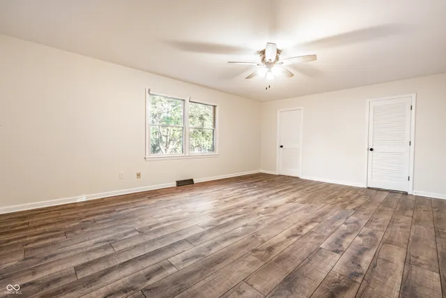 $549,999 | 10726 Lakeview Drive, Carmel, IN 46033