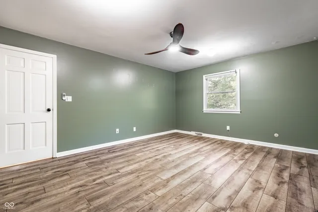 $549,999 | 10726 Lakeview Drive, Carmel, IN 46033