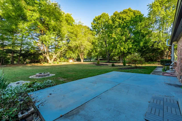 $549,999 | 10726 Lakeview Drive, Carmel, IN 46033