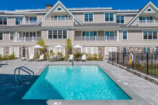 $2,370,000 | 128 Elm Street, Unit 211, Cohasset, MA 02025