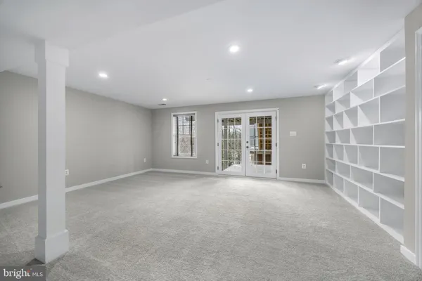 $875,000 | 4925 Breeze Way, Dumfries, VA 22025