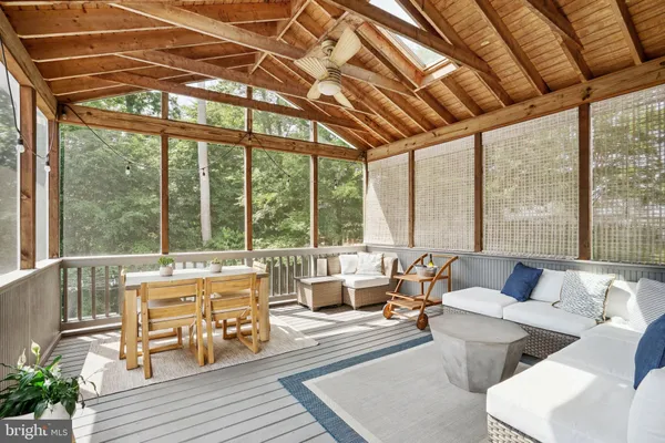 $875,000 | 4925 Breeze Way, Dumfries, VA 22025