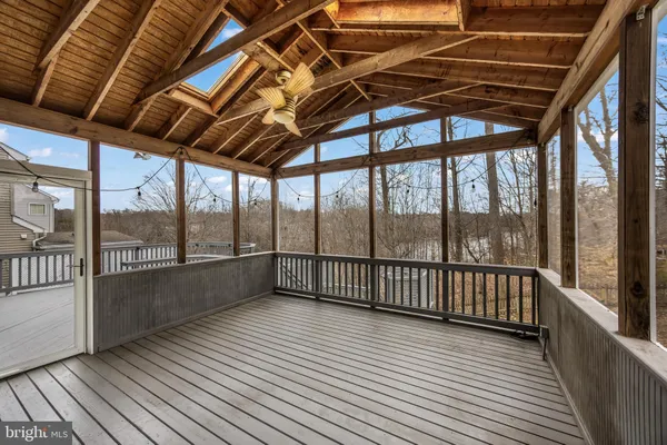 $875,000 | 4925 Breeze Way, Dumfries, VA 22025
