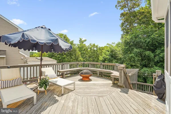 $875,000 | 4925 Breeze Way, Dumfries, VA 22025