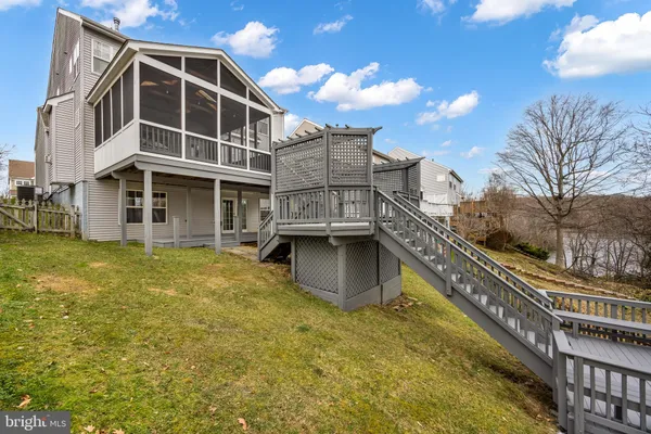 $875,000 | 4925 Breeze Way, Dumfries, VA 22025