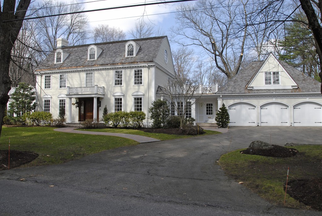 28 Windsor Road Wellesley, MA 02481 - Photo 2 of 18