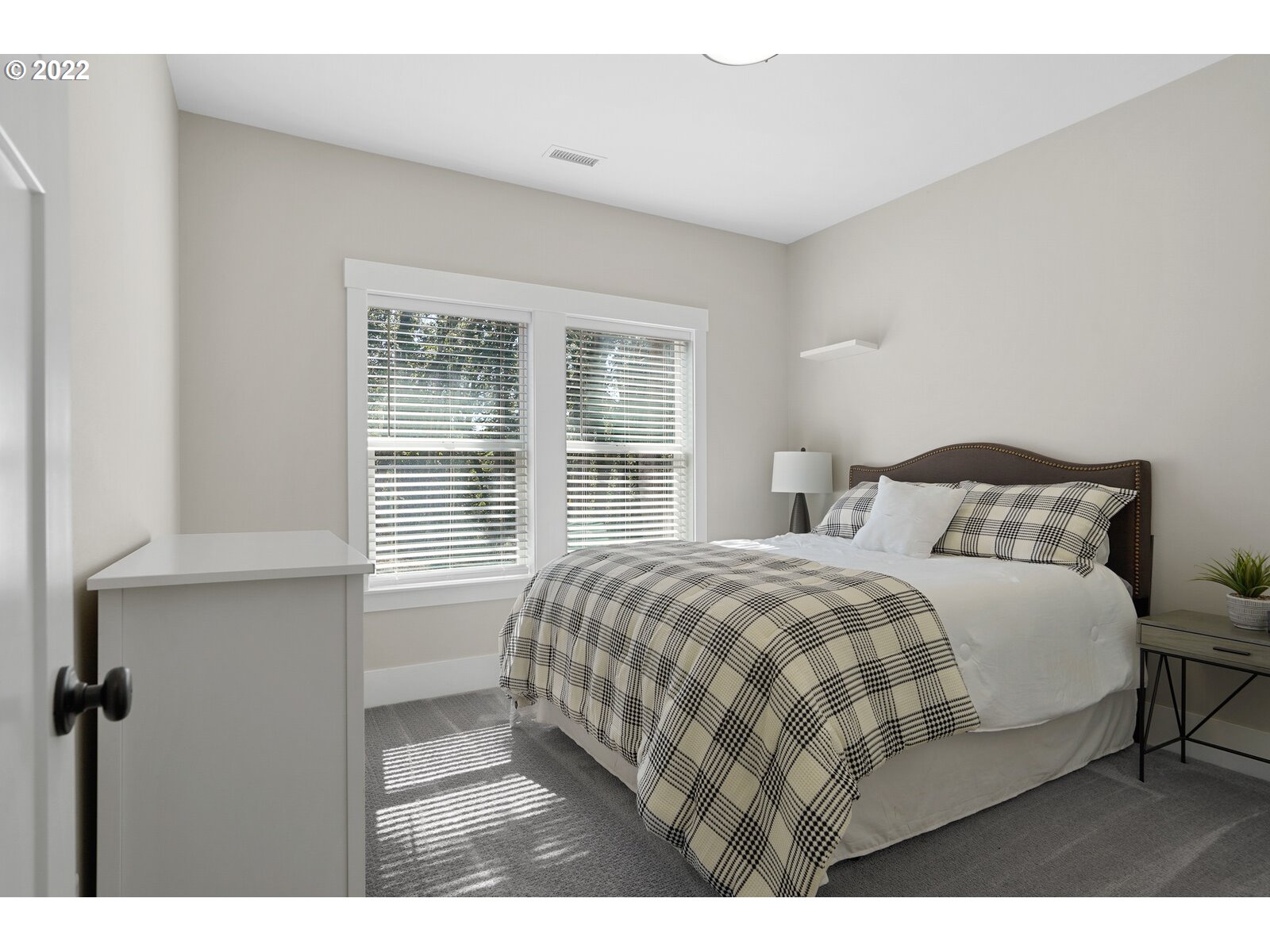 11974 South Mt Hope Road Molalla, OR 97038 - Photo 20 of 30 a bedroom with a bed window and a night stand