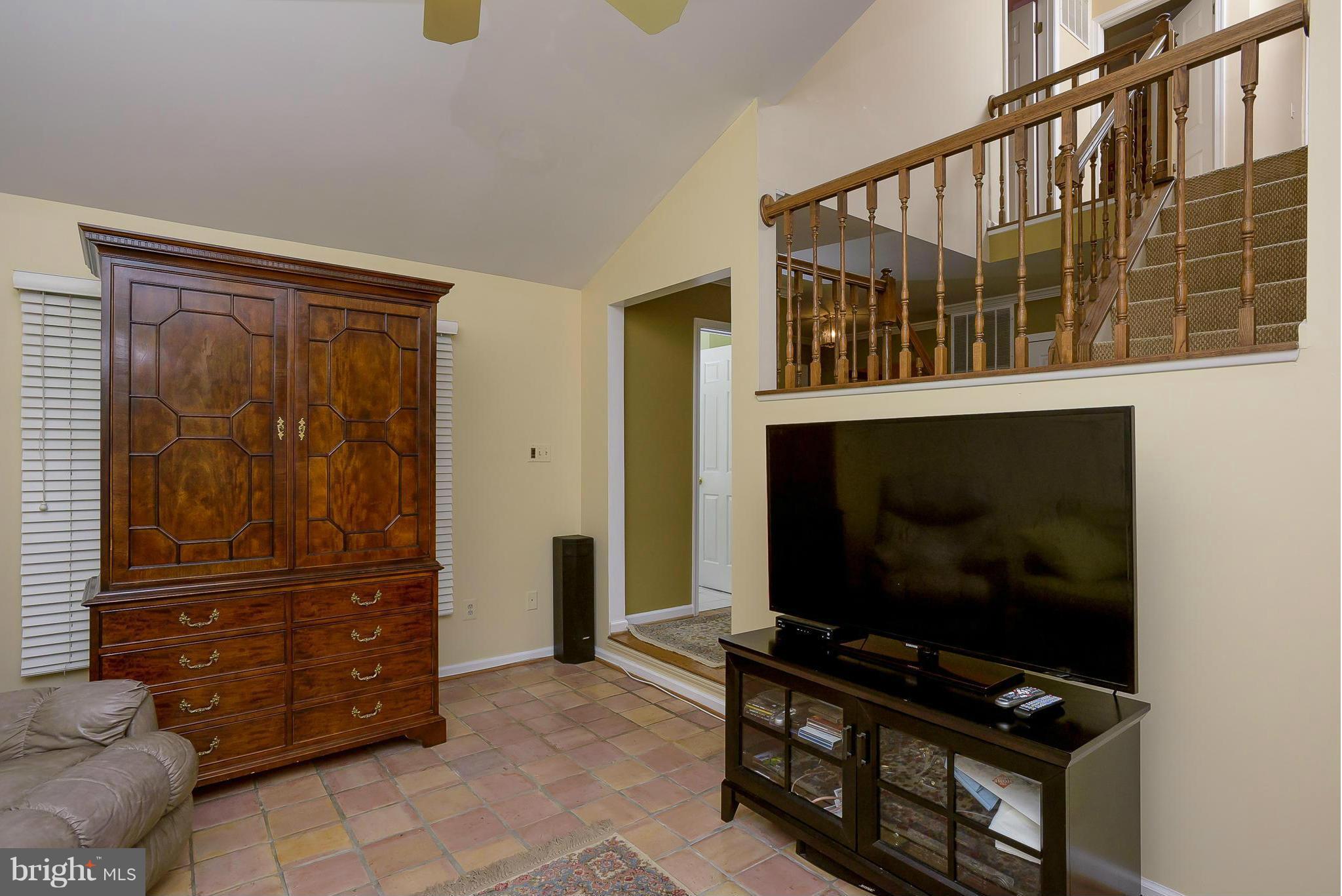 301 Pytchley Run Annapolis, MD 21403 - Photo 15 of 30 Family Room