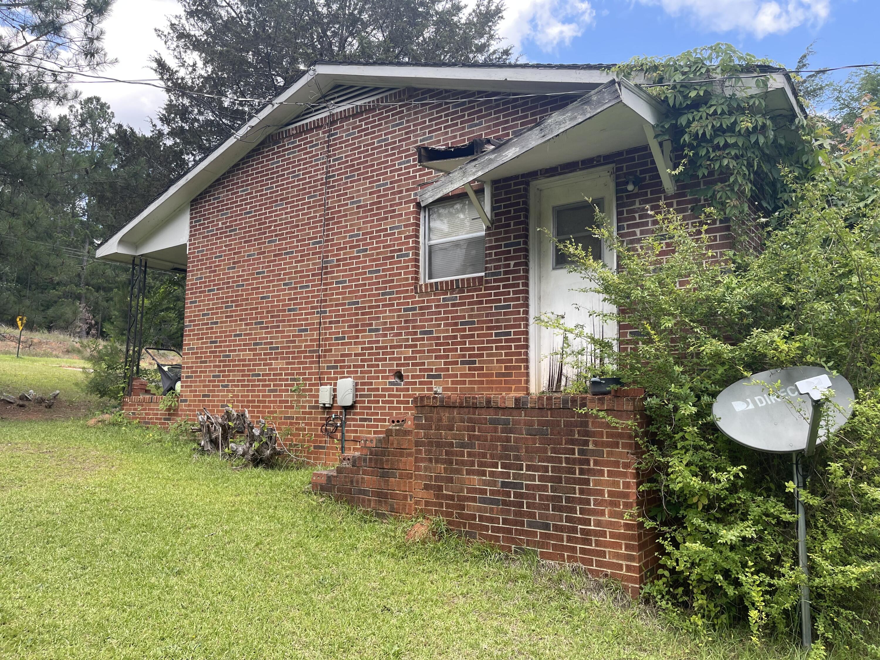 1382 Graball Road Tignall, GA 30668 - Photo 3 of 25 Side of home