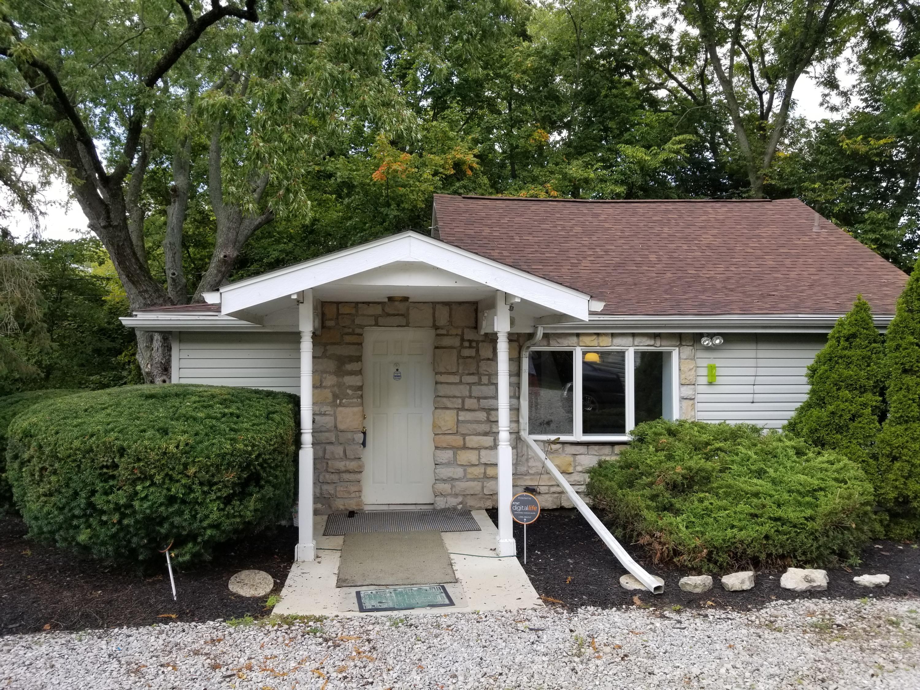 8061 Riverside Drive Powell, OH 43065 - Photo 2 of 2