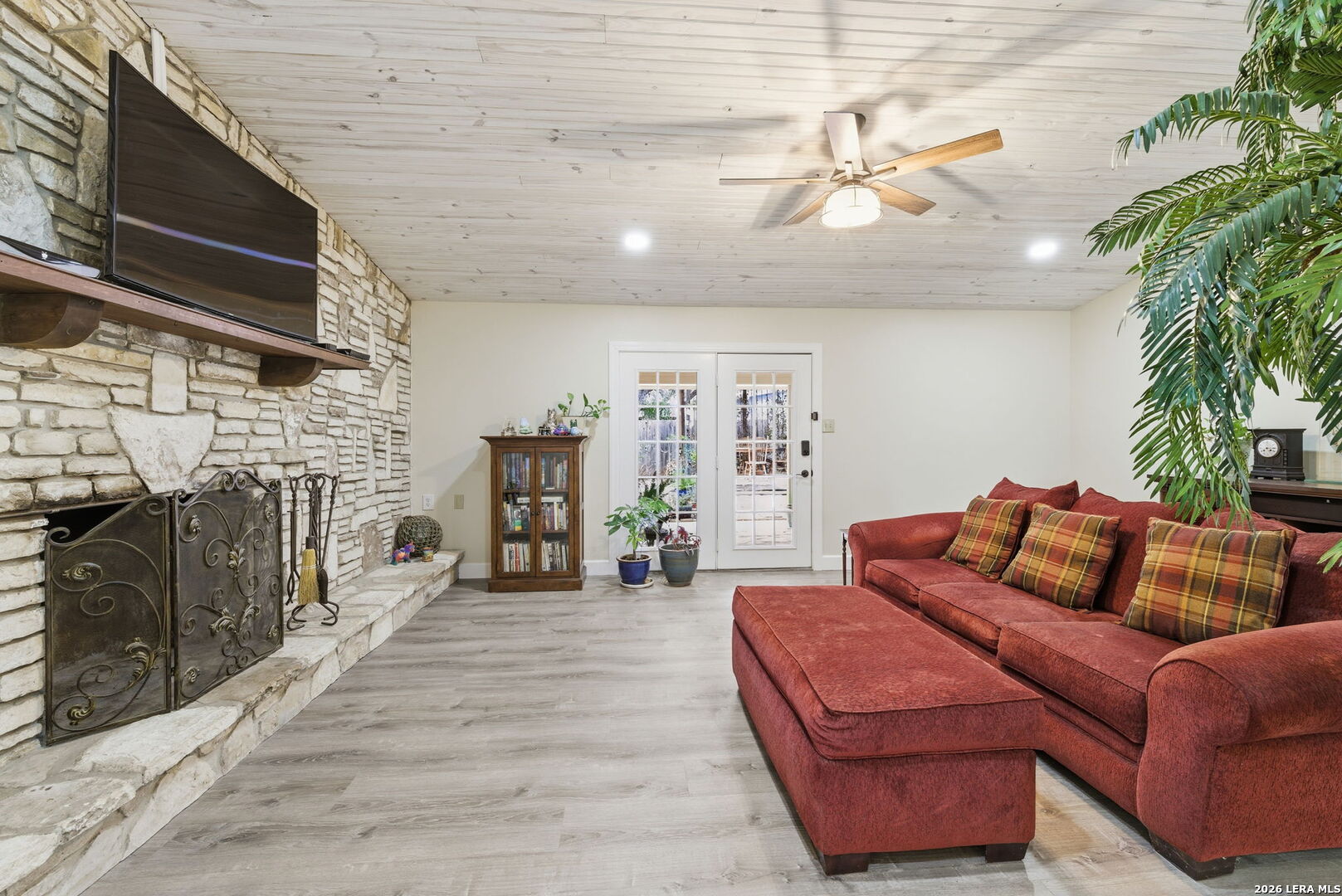 819 Pecan Street Blanco, TX 78606 - Photo 21 of 57