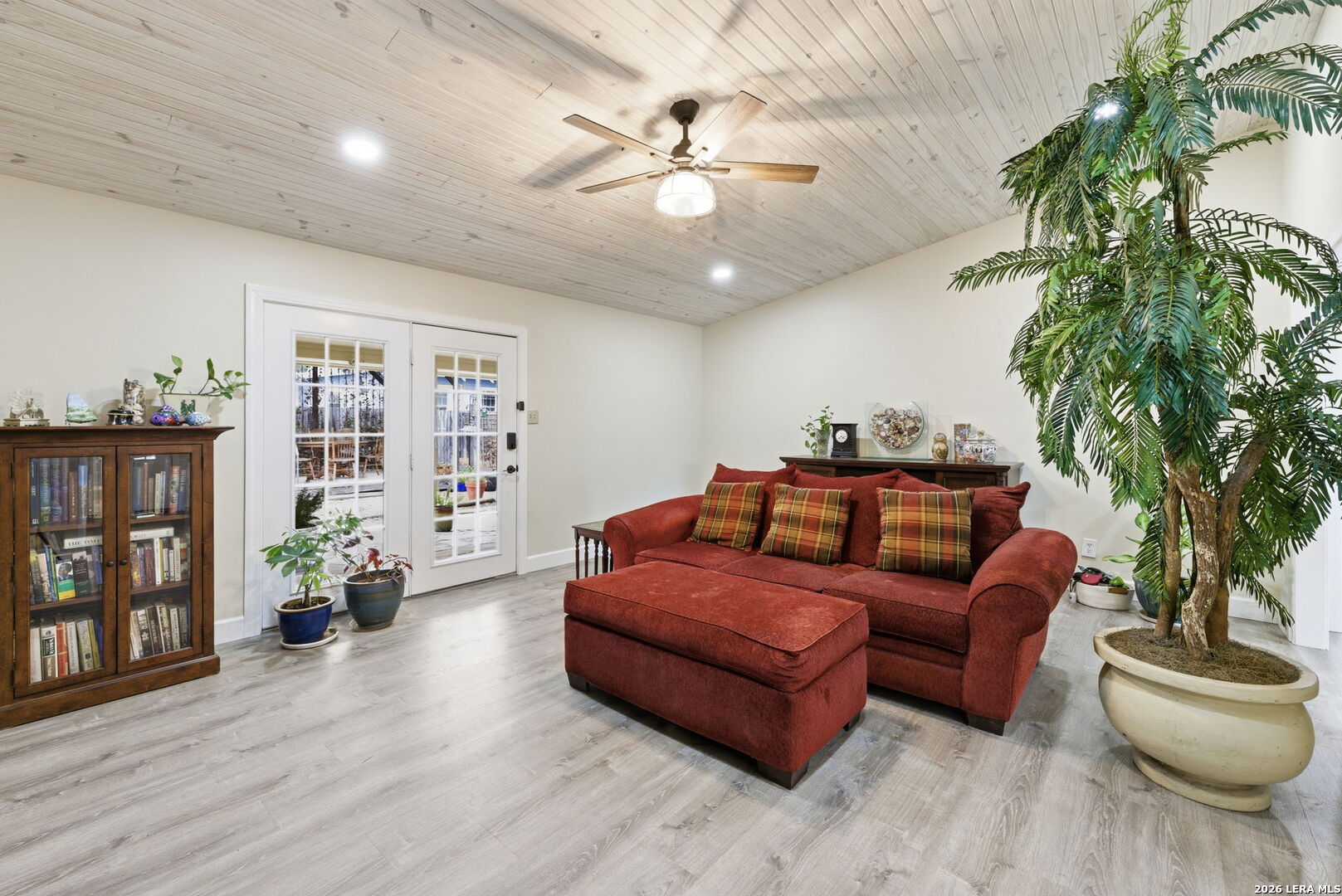 819 Pecan Street Blanco, TX 78606 - Photo 25 of 57