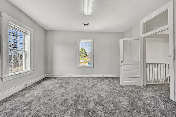 $2,100 | 701 Salem Avenue Southwest, Roanoke, VA 24016