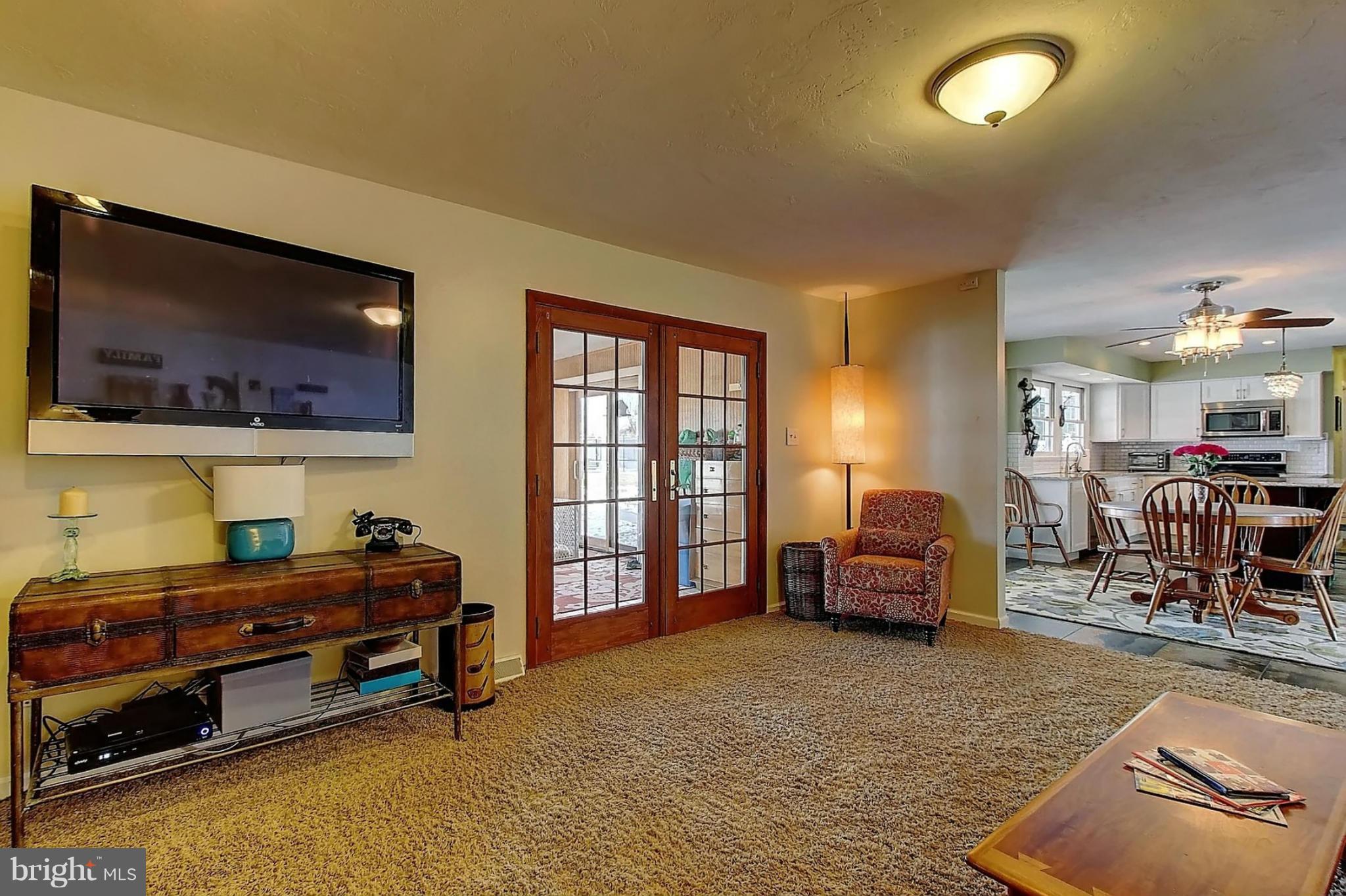 450 Barts Church Road Hanover, PA 17331 - Photo 11 of 30 Family Room