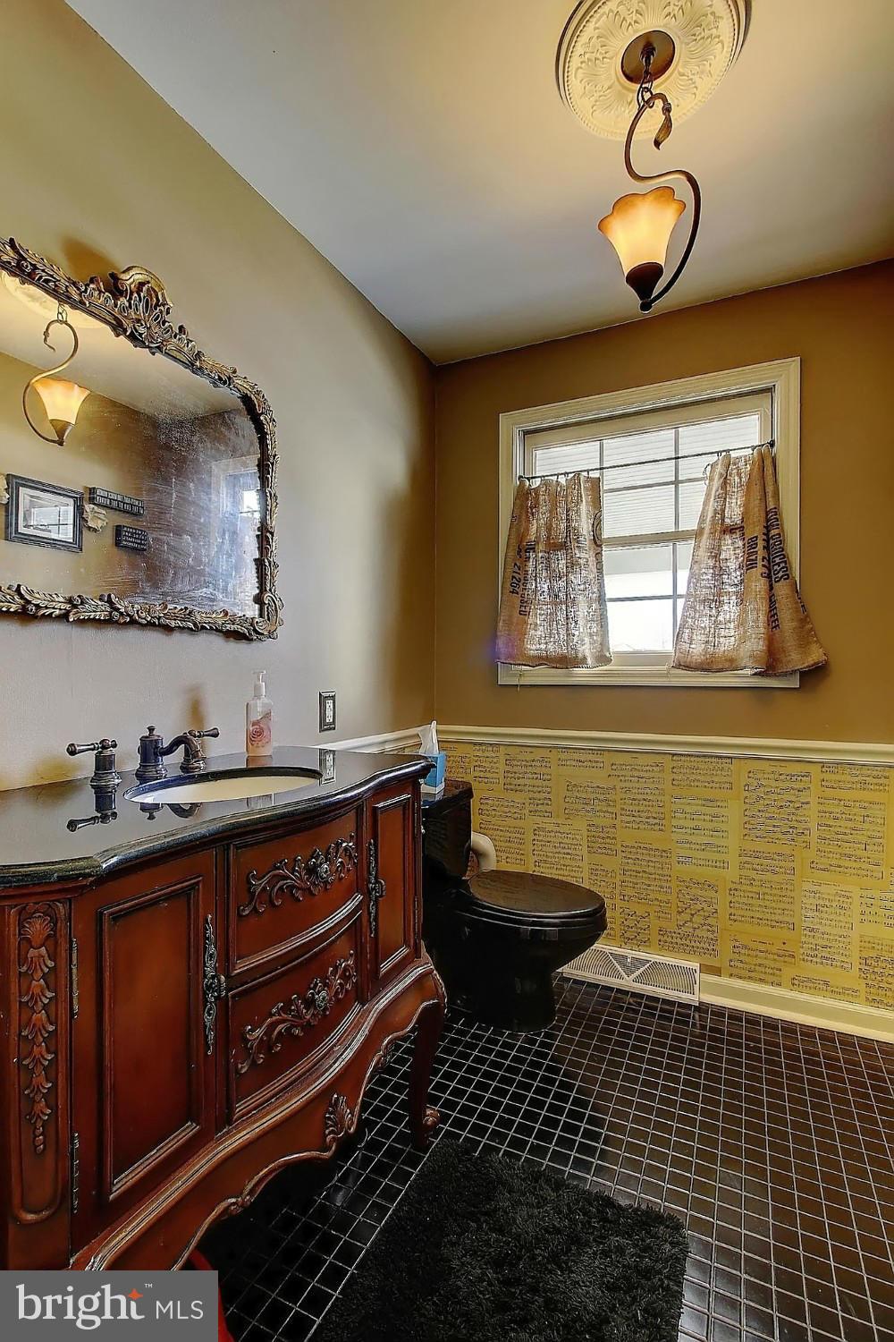 450 Barts Church Road Hanover, PA 17331 - Photo 14 of 30 Bath