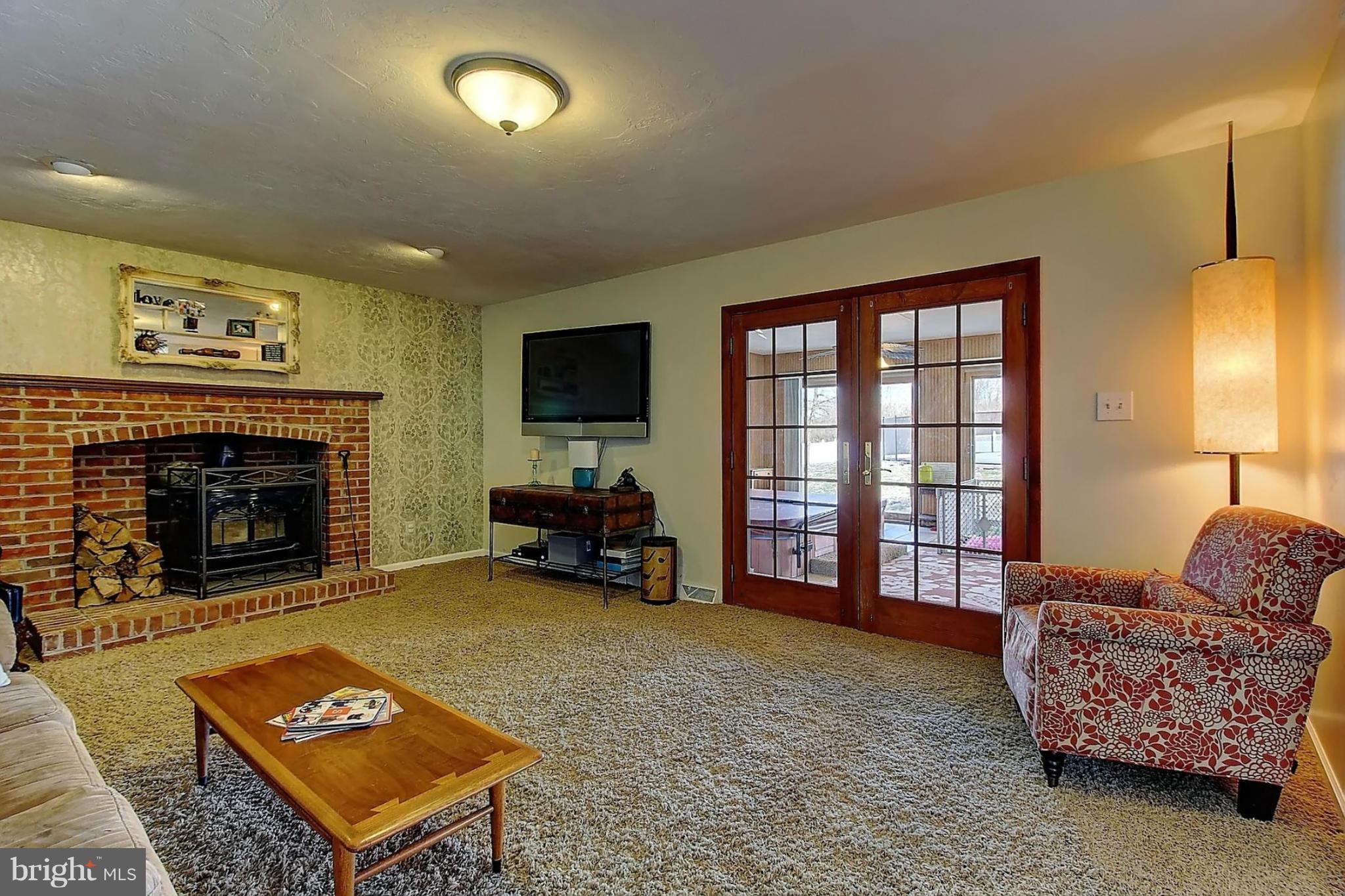 450 Barts Church Road Hanover, PA 17331 - Photo 10 of 30 Family Room