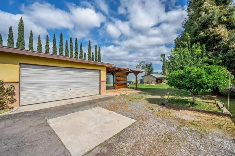 $700,000 | 660 Mills Street, Escondido, CA 92027