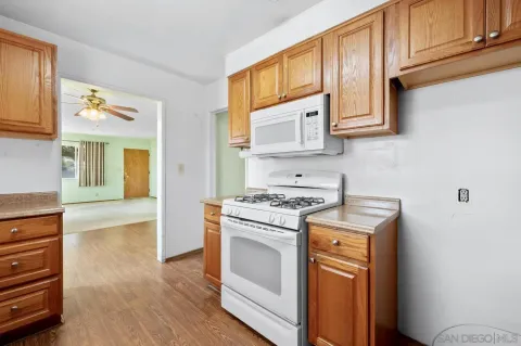 $700,000 | 660 Mills Street, Escondido, CA 92027