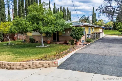 $700,000 | 660 Mills Street, Escondido, CA 92027