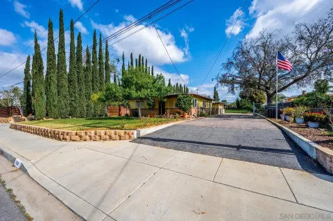 $700,000 | 660 Mills Street, Escondido, CA 92027